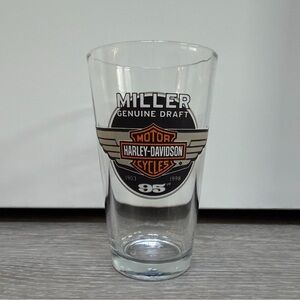 MILLER GENUINE DRAFT BEER HARLEY DAVIDSON 95TH ANNIVERSARY PINT GLASS 1998 VTG